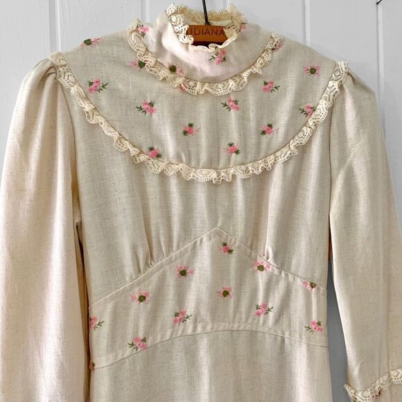 Vintage Betty Lane 70’s Prairie Victorian Embroidered Floral Linen Maxi Dress - Picture 2 of 10